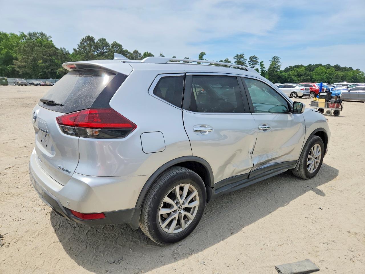 2020 NISSAN ROGUE SV photo 7
