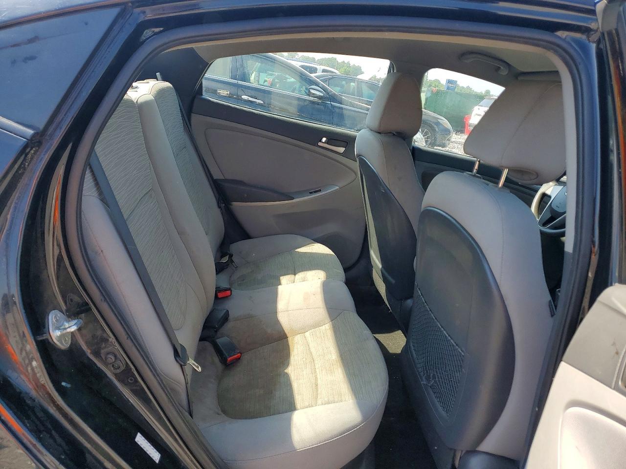 2017 HYUNDAI ACCENT SE photo 19