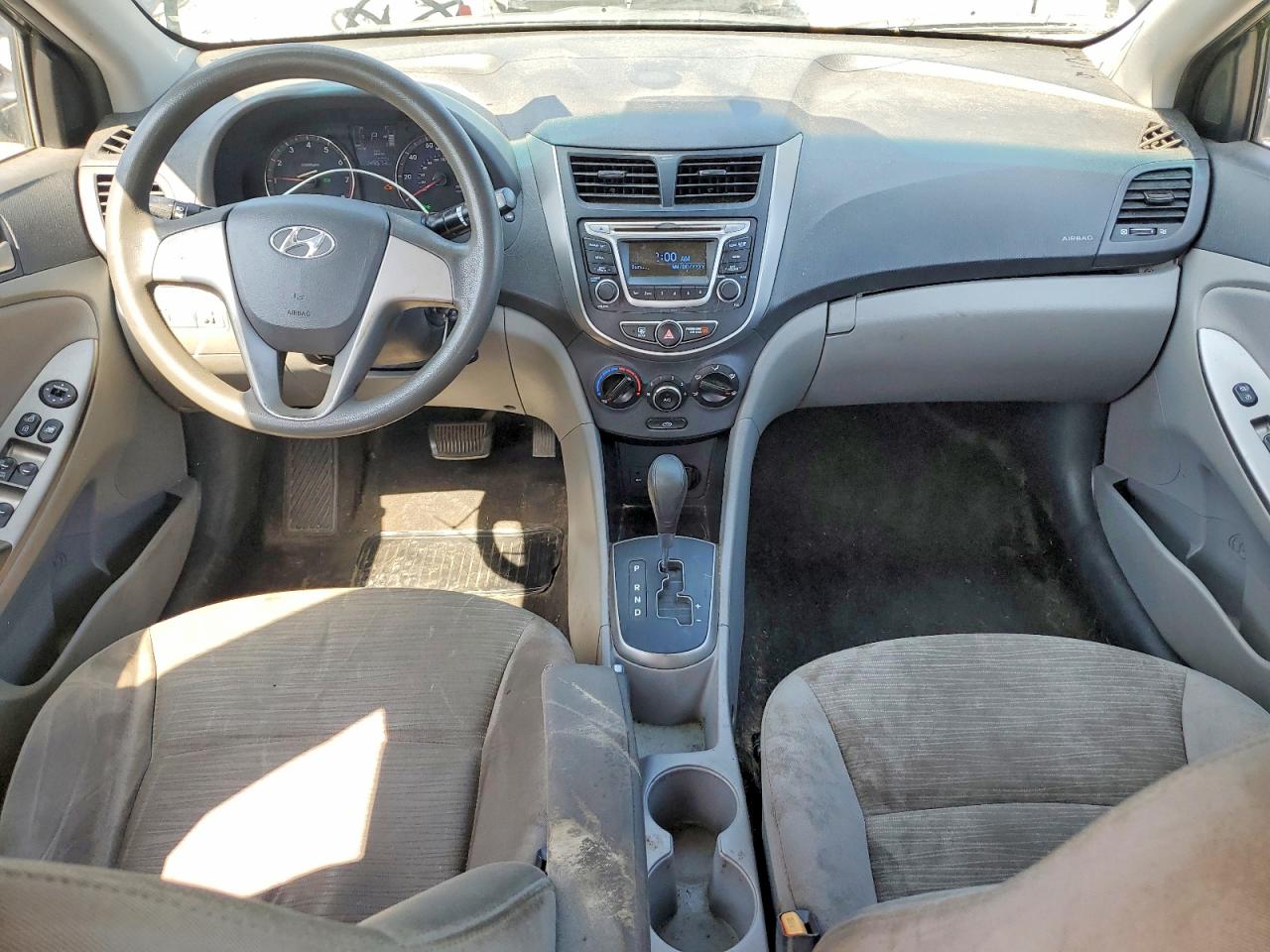 2017 HYUNDAI ACCENT SE photo 15