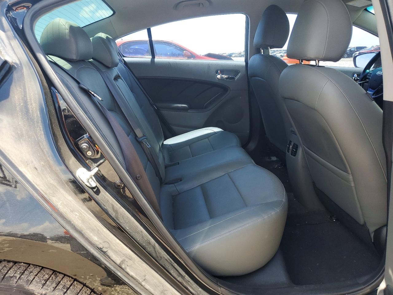 2017 KIA FORTE EX photo 10