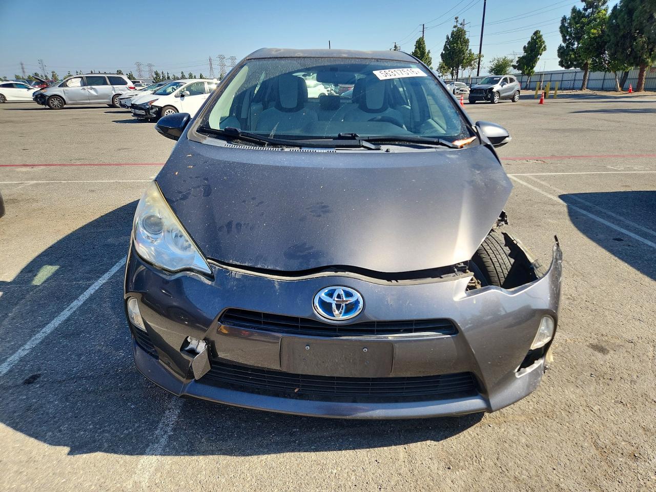 2014 TOYOTA PRIUS C ONE photo 9