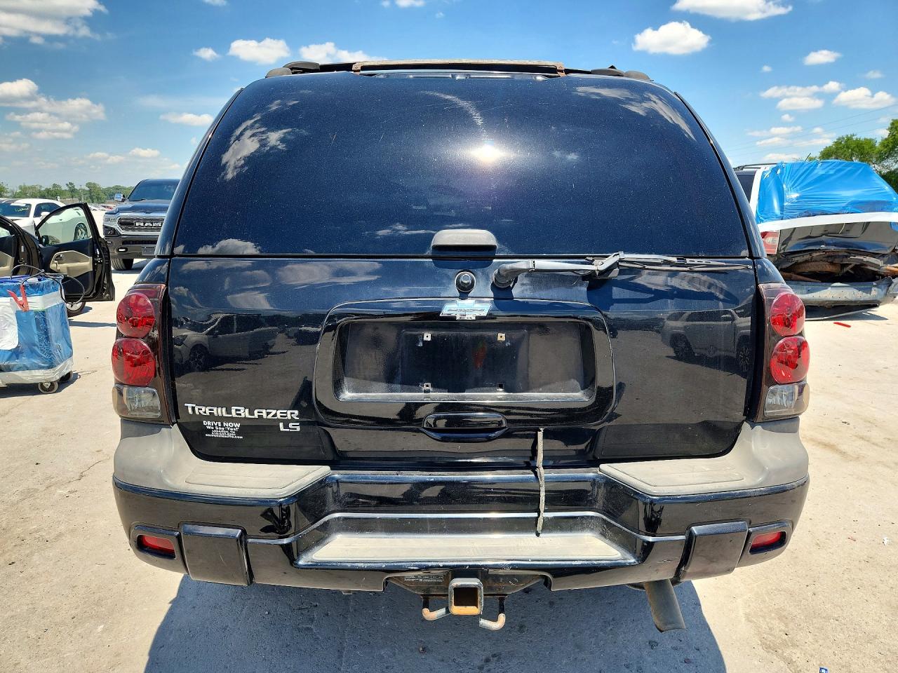 2005 CHEVROLET TRAILBLAZER LS photo 11