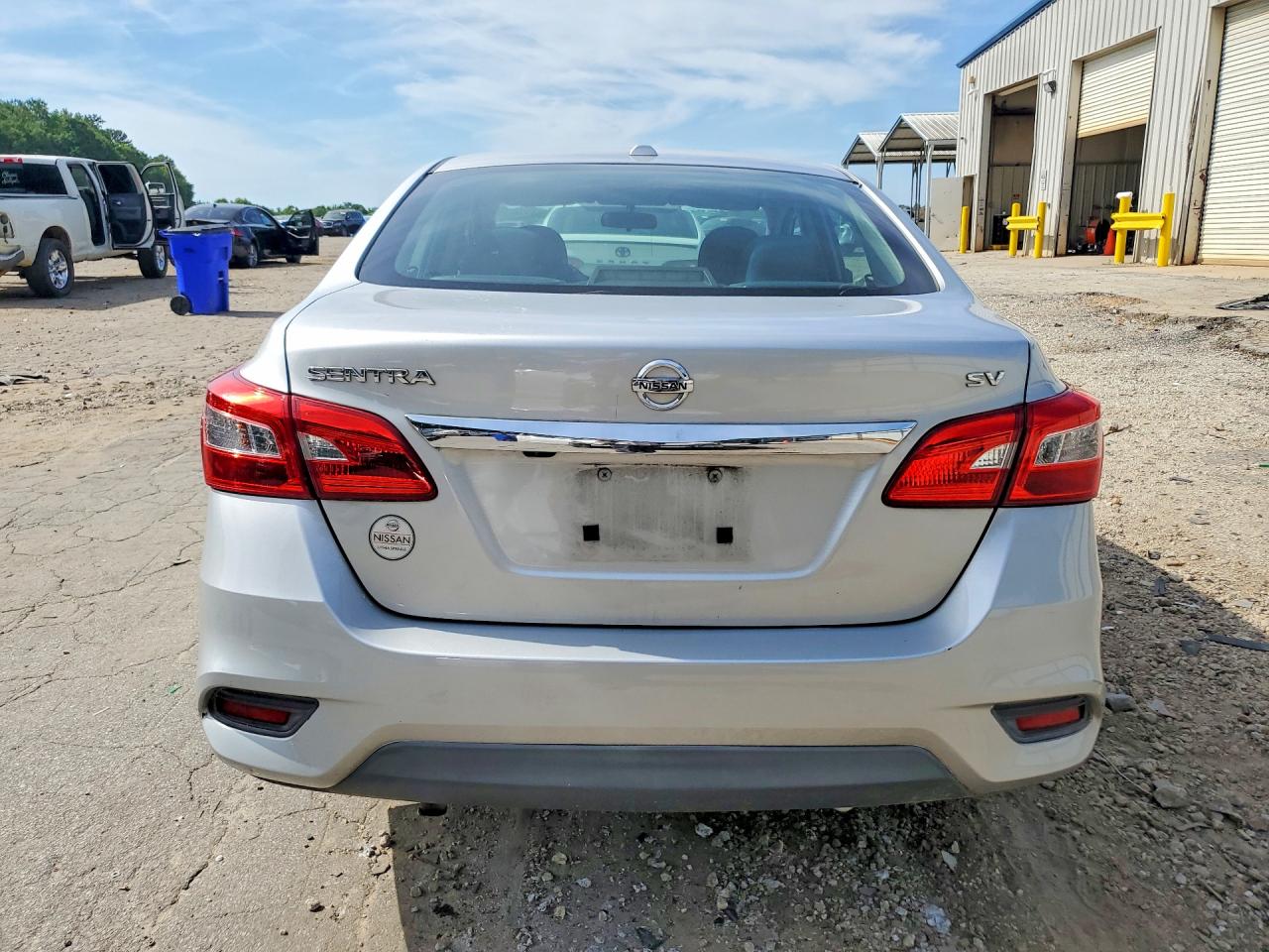 2019 NISSAN SENTRA SV photo 6
