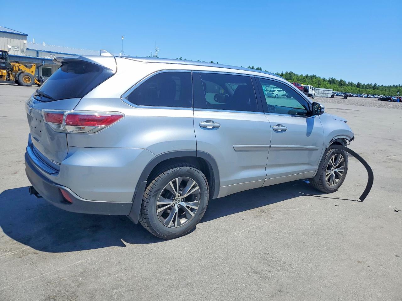 2016 TOYOTA HIGHLANDER XLE photo 5