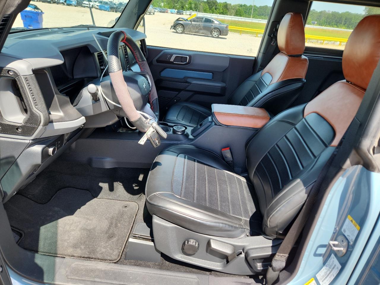 2022 FORD BRONCO BASE photo 13