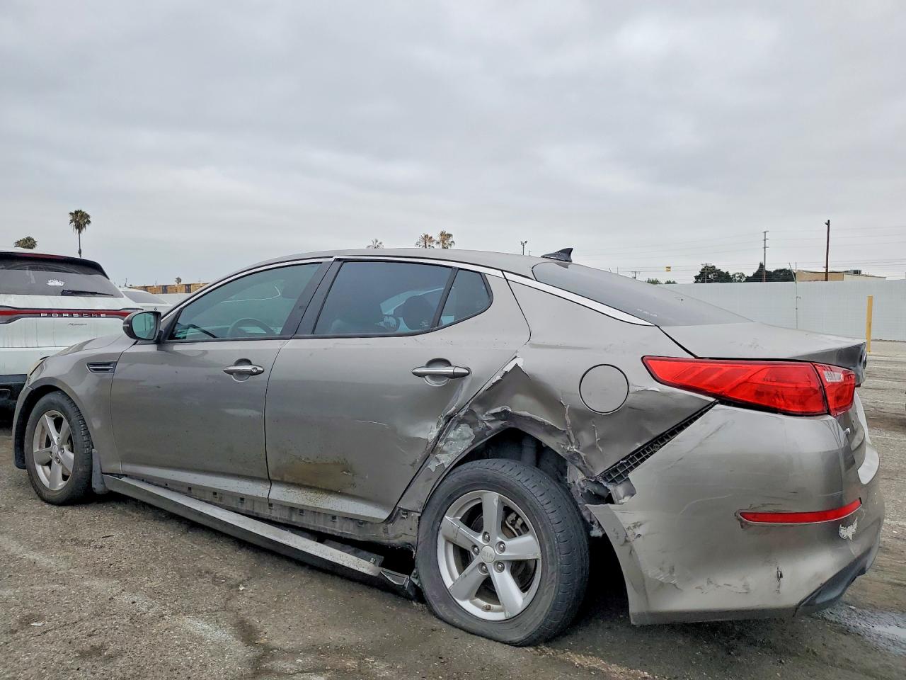 2015 KIA OPTIMA LX photo 3