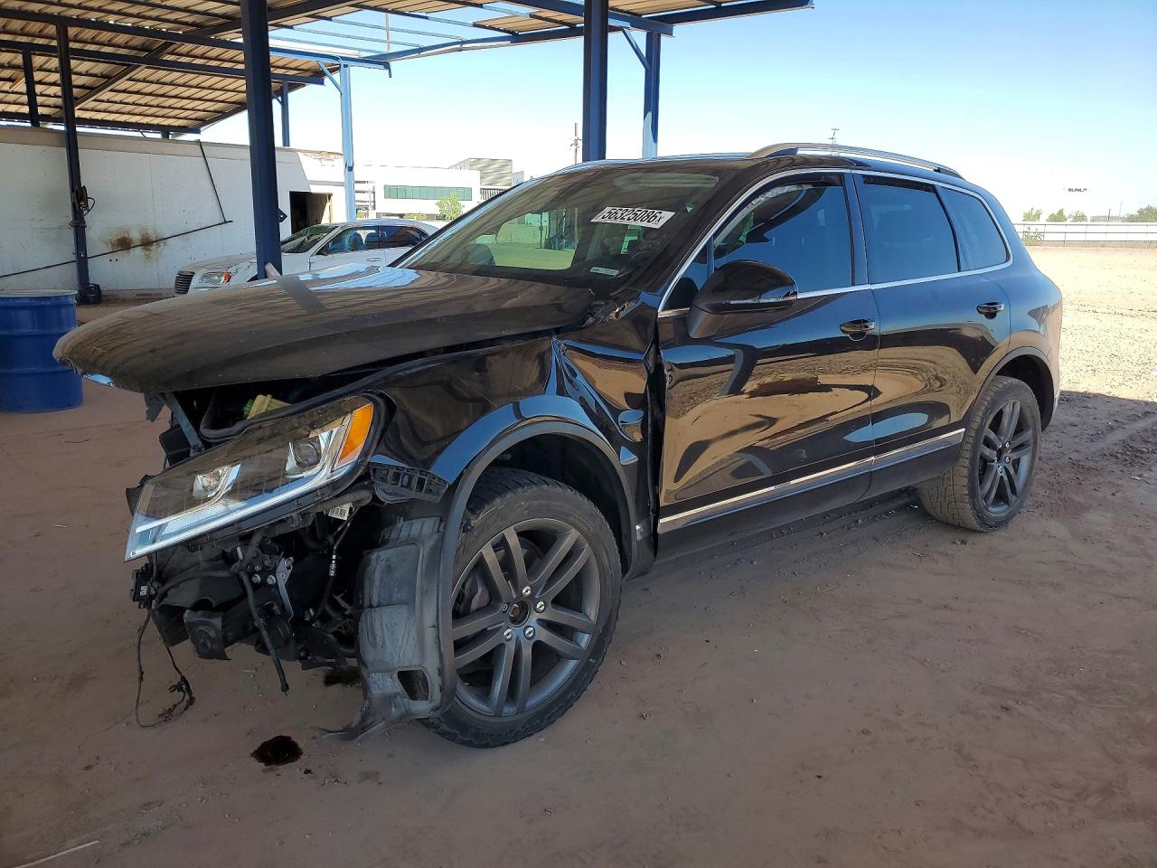 2016 VOLKSWAGEN TOUAREG