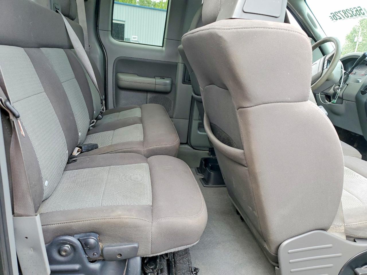 2004 FORD F150 photo 19