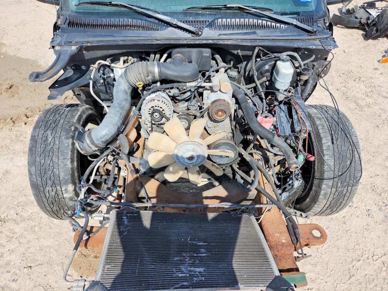 2000 CHEVROLET SILVERADO C1500 photo 31