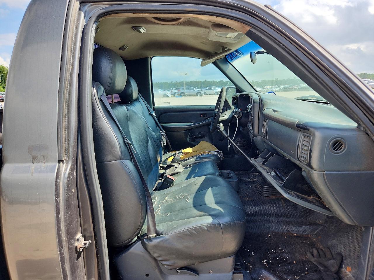 2000 CHEVROLET SILVERADO C1500 photo 28