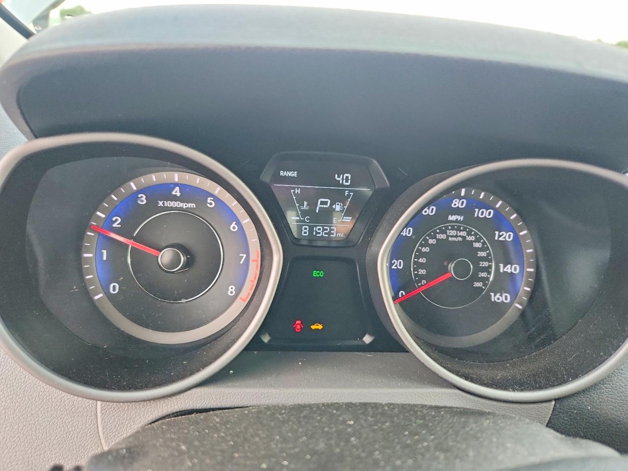 2016 HYUNDAI ELANTRA LIMITED photo 9
