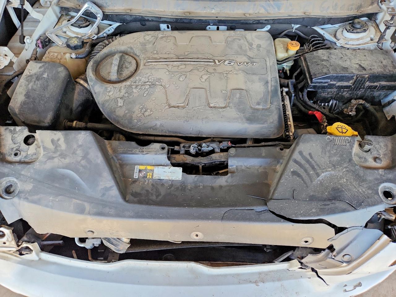 2015 JEEP GRAND CHEROKEE L ALTITUDE photo 23