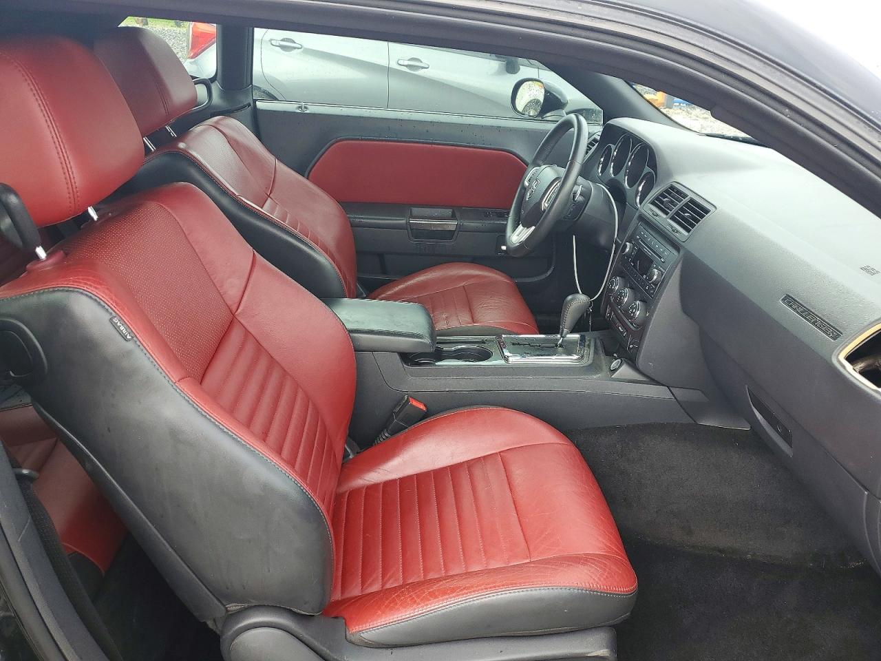 2013 DODGE CHALLENGER SXT photo 5