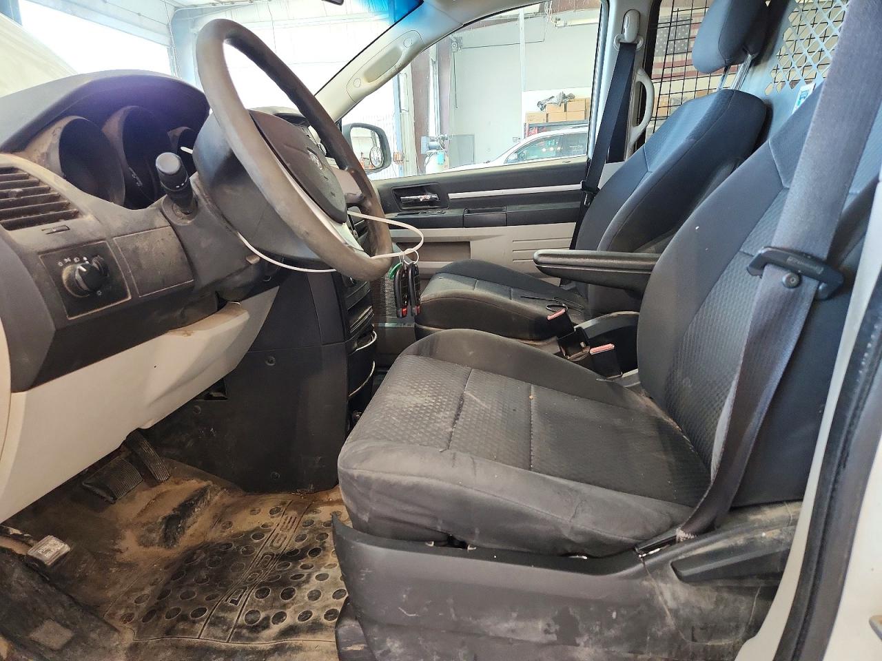 2010 DODGE GRAND CARAVAN C photo 13