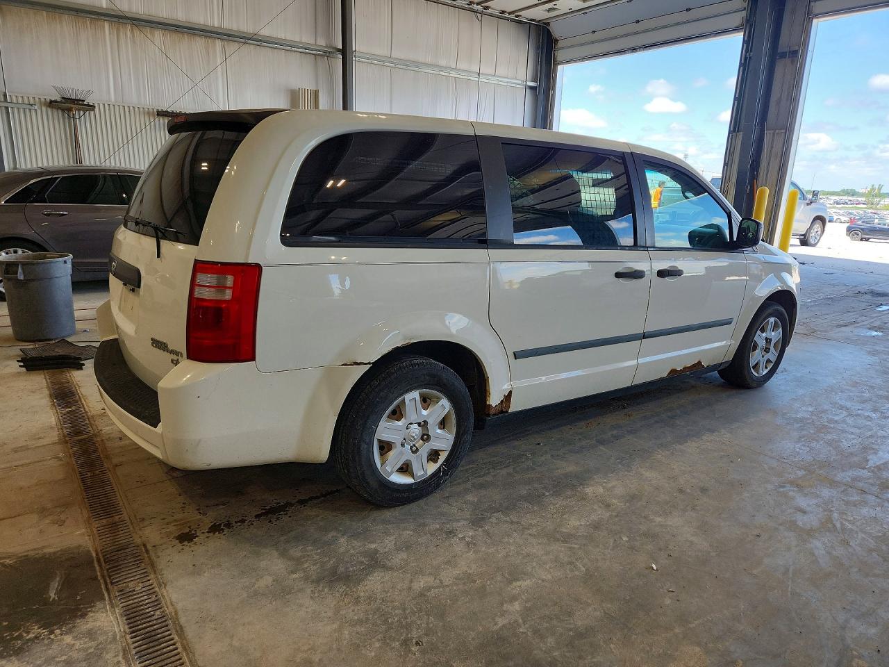 2010 DODGE GRAND CARAVAN C photo 5