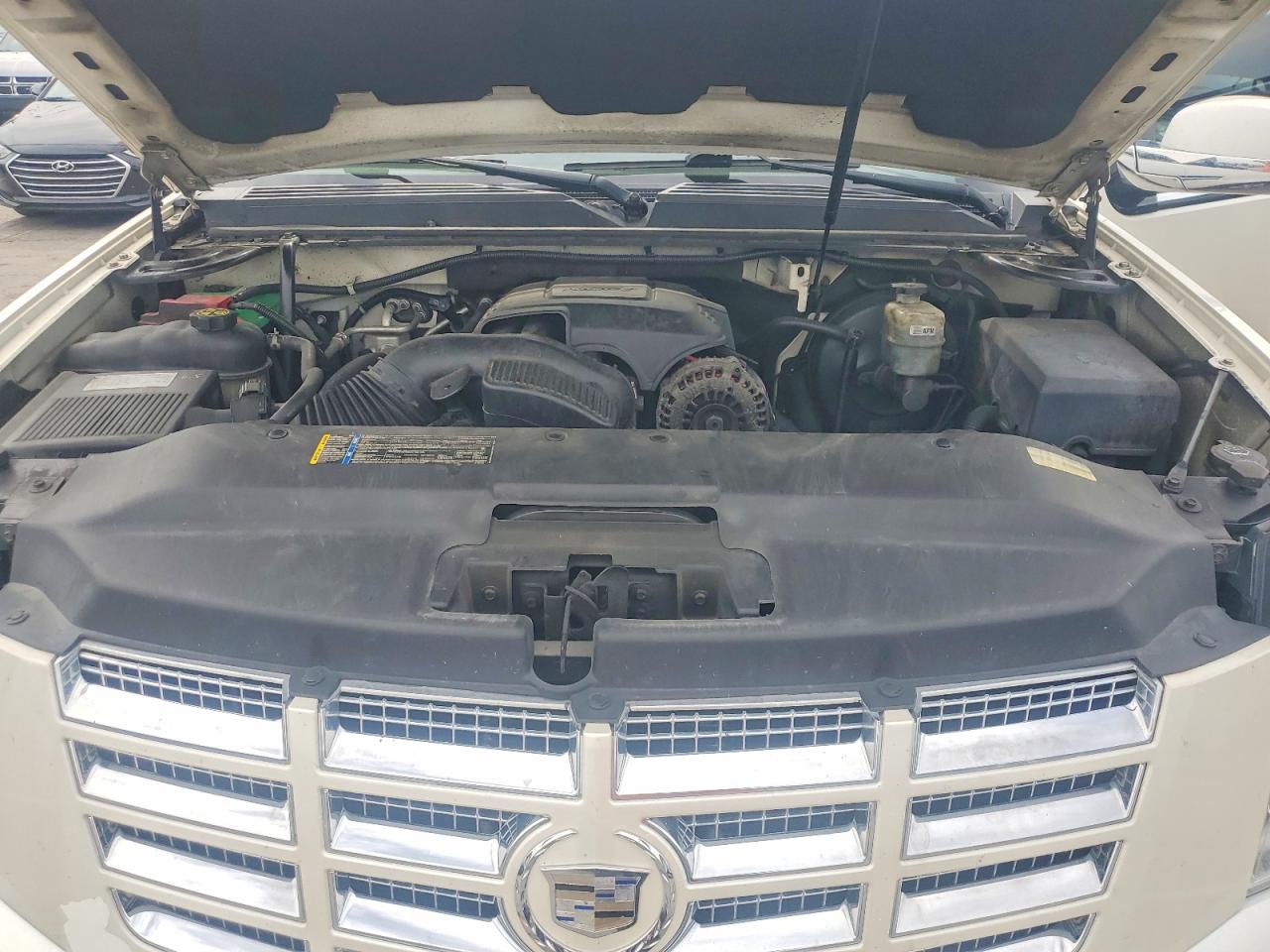 2010 CADILLAC ESCALADE LUXURY photo 23
