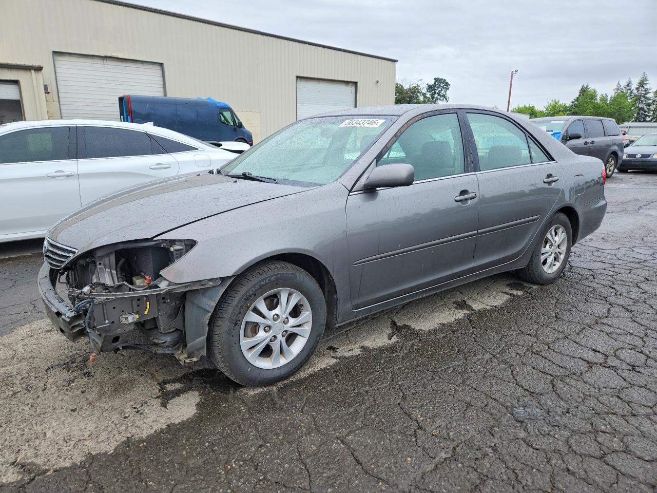 2006 TOYOTA CAMRY LE V6 — FRONT END damage — photo 1