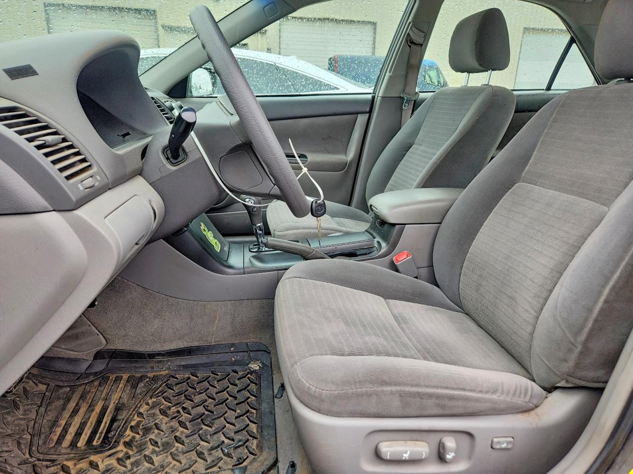 2006 TOYOTA CAMRY LE V6 photo 13
