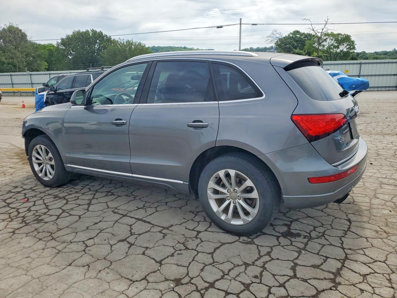 2016 AUDI Q5 PREMIUM photo 3