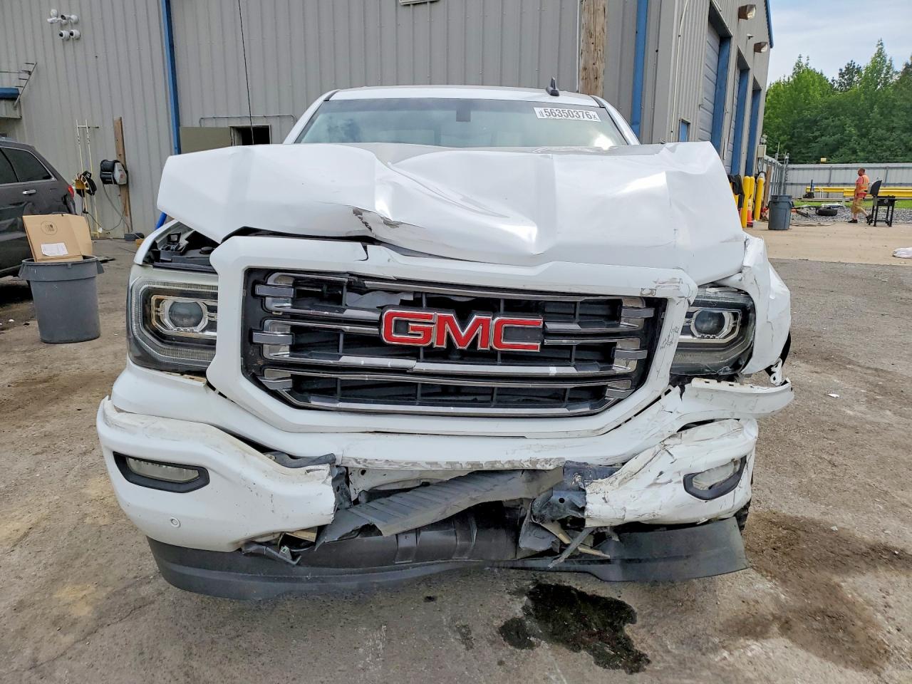 2017 GMC SIERRA K1500 SLT photo 5