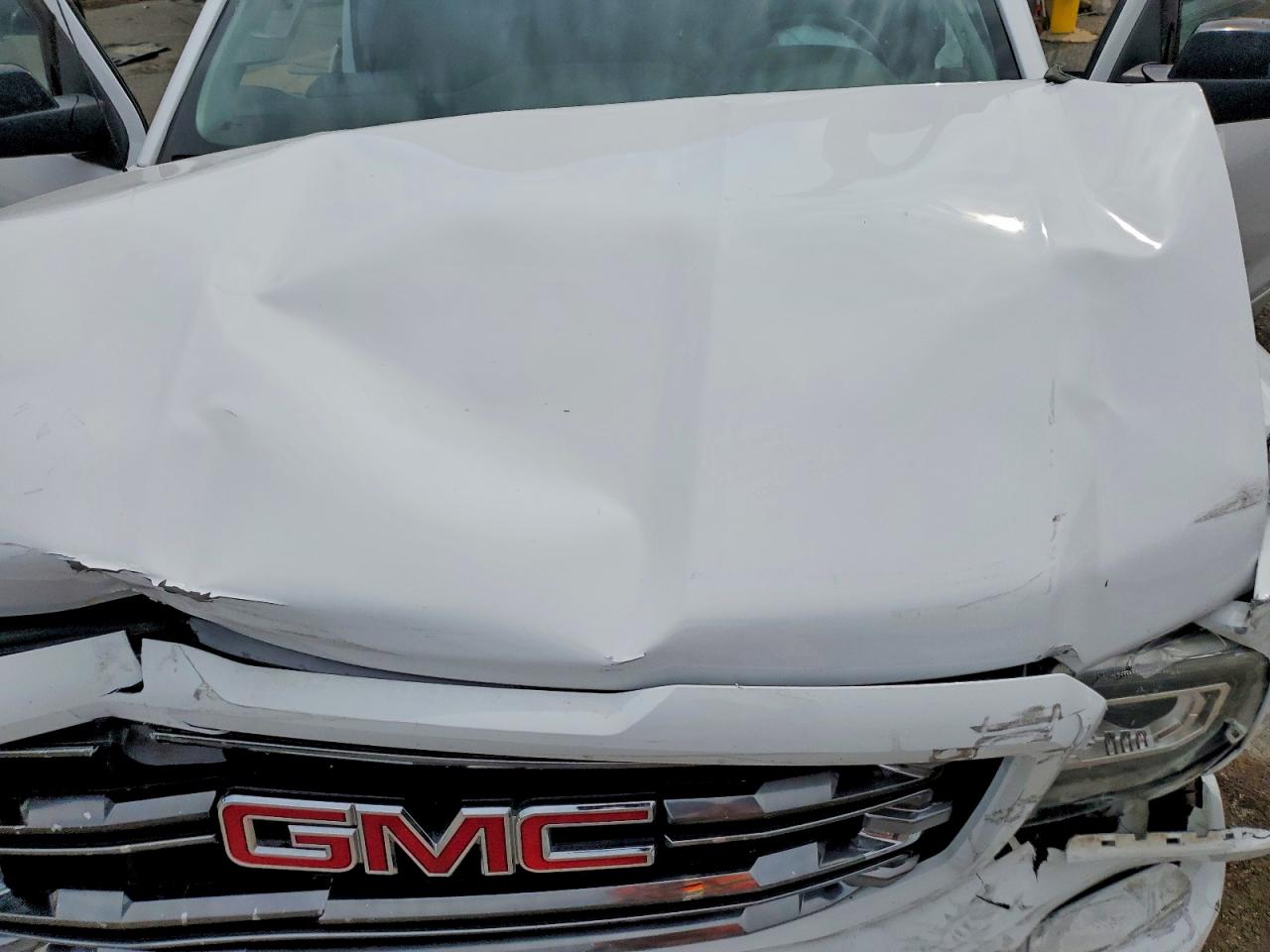 2017 GMC SIERRA K1500 SLT photo 11