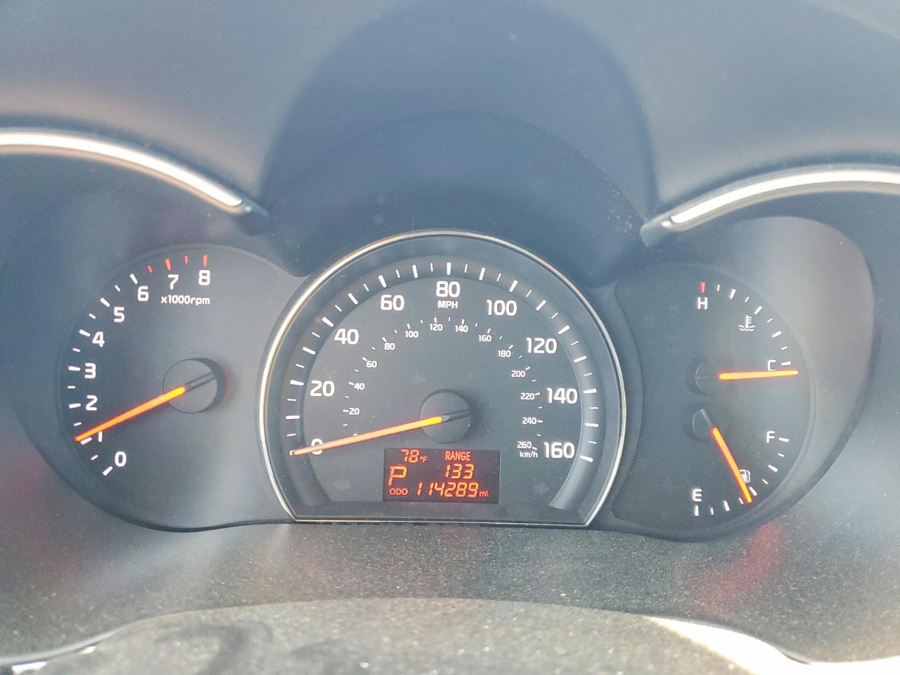 2014 KIA SORENTO LX photo 9
