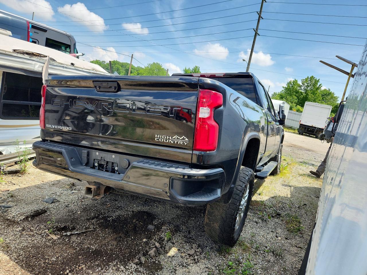 2020 CHEVROLET SILVERADO K3500 HIGH COUNTRY photo 3