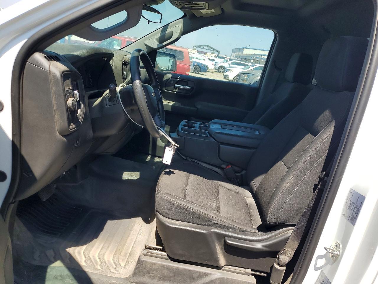 2025 CHEVROLET SILVERADO C1500 photo 19