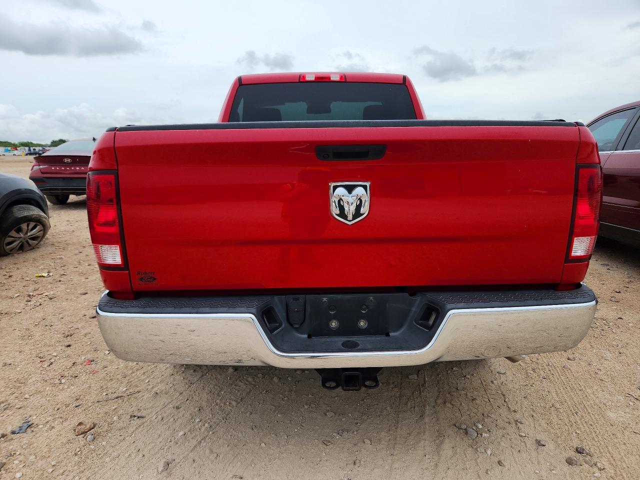 2019 RAM 1500 CLASSIC TRADESMAN photo 16