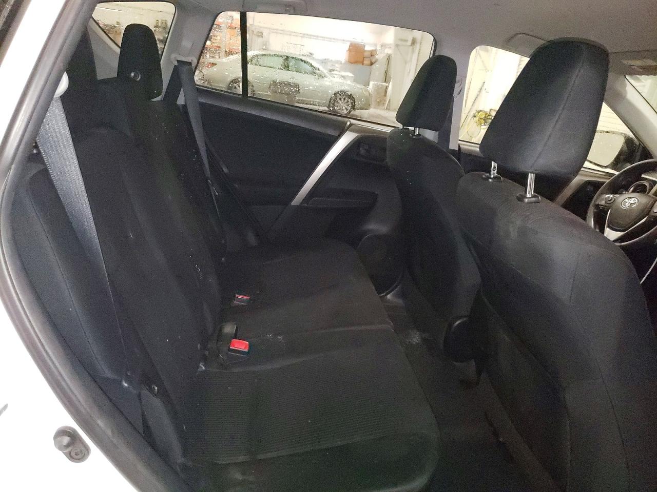 2015 TOYOTA RAV4 LE photo 21
