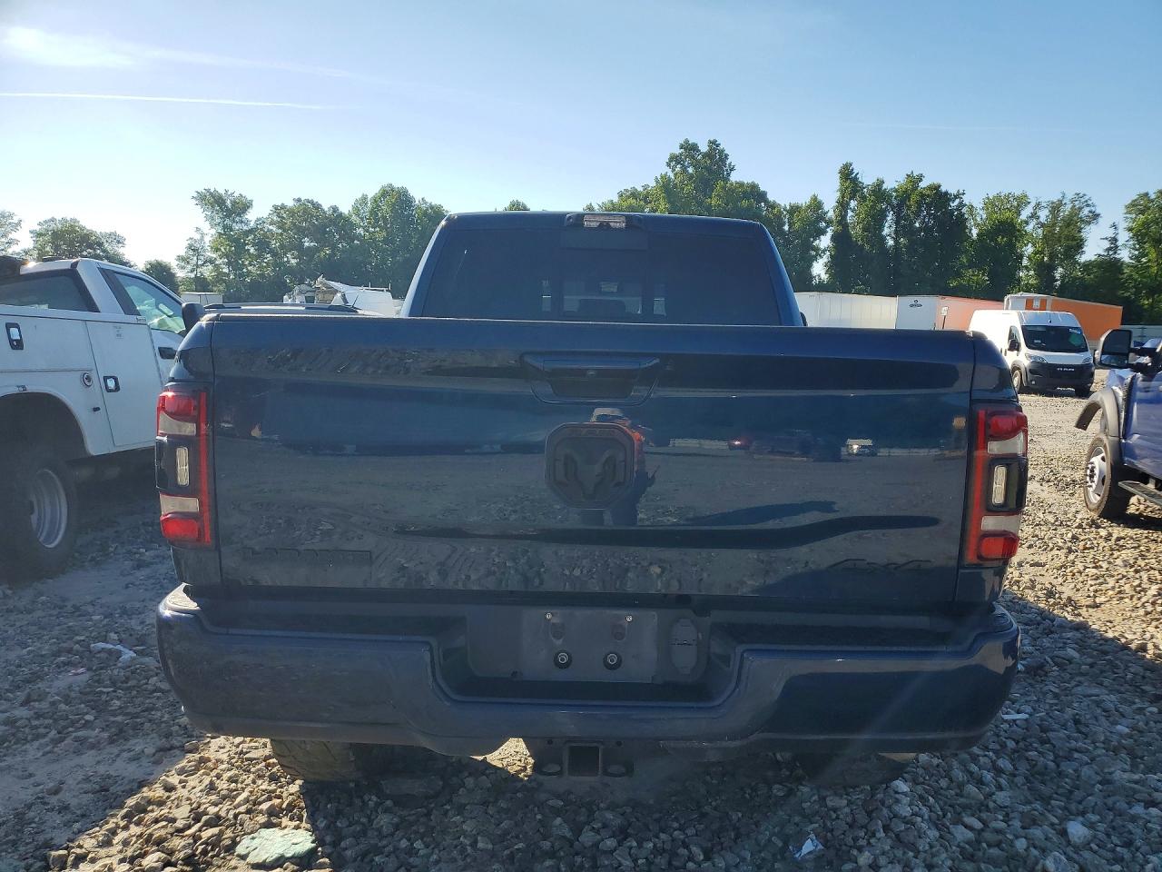 2020 RAM 3500 LARAMIE photo 16