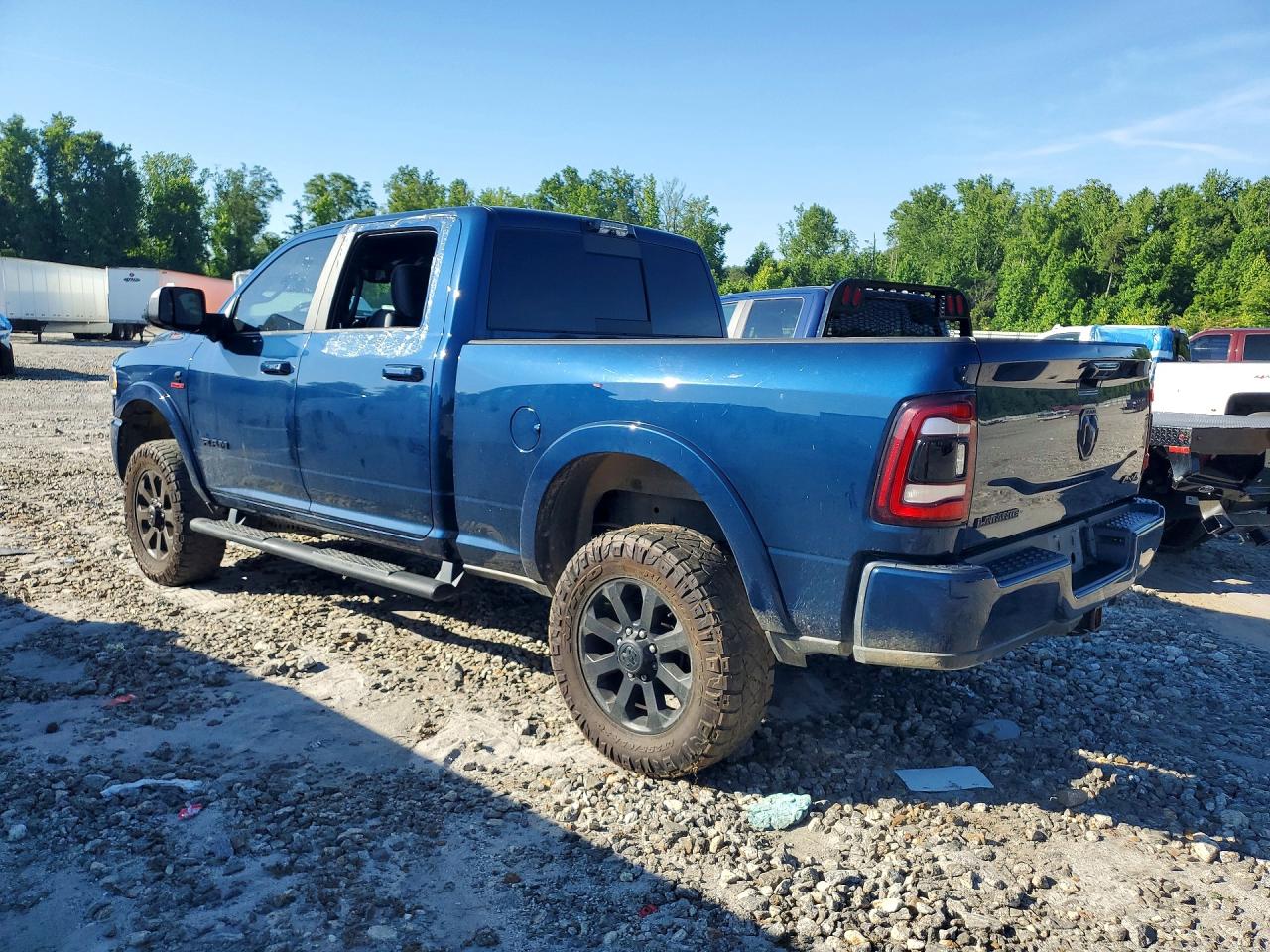 2020 RAM 3500 LARAMIE photo 4