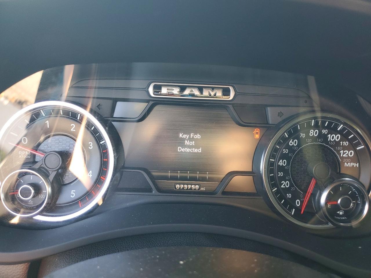2020 RAM 3500 LARAMIE photo 25