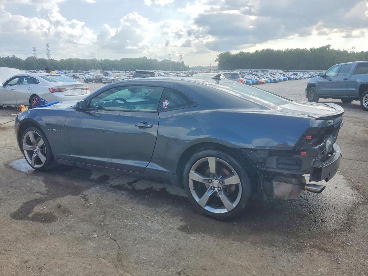 2011 CHEVROLET CAMARO LT photo 4