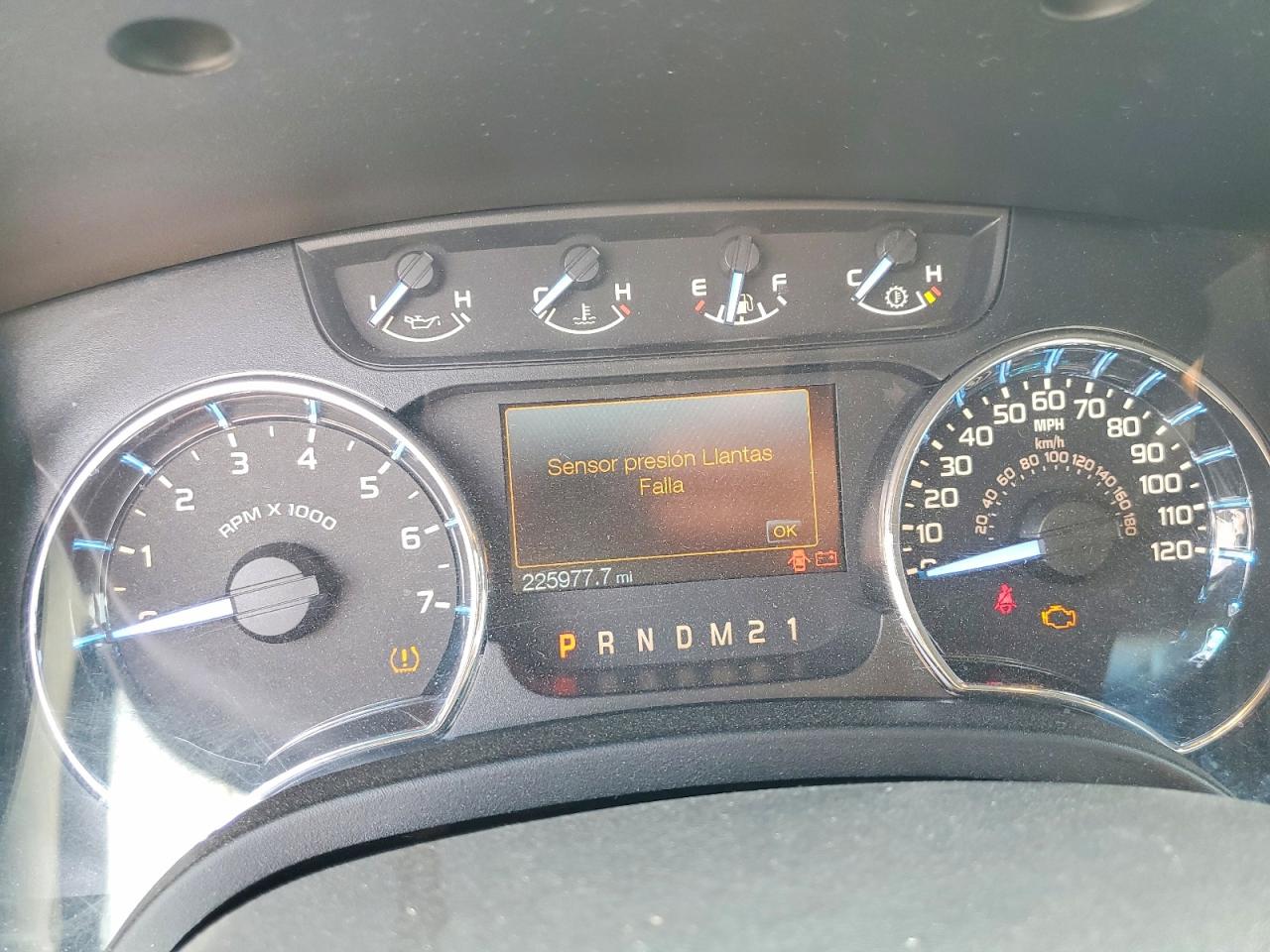 2011 FORD F150 SUPER CAB photo 17