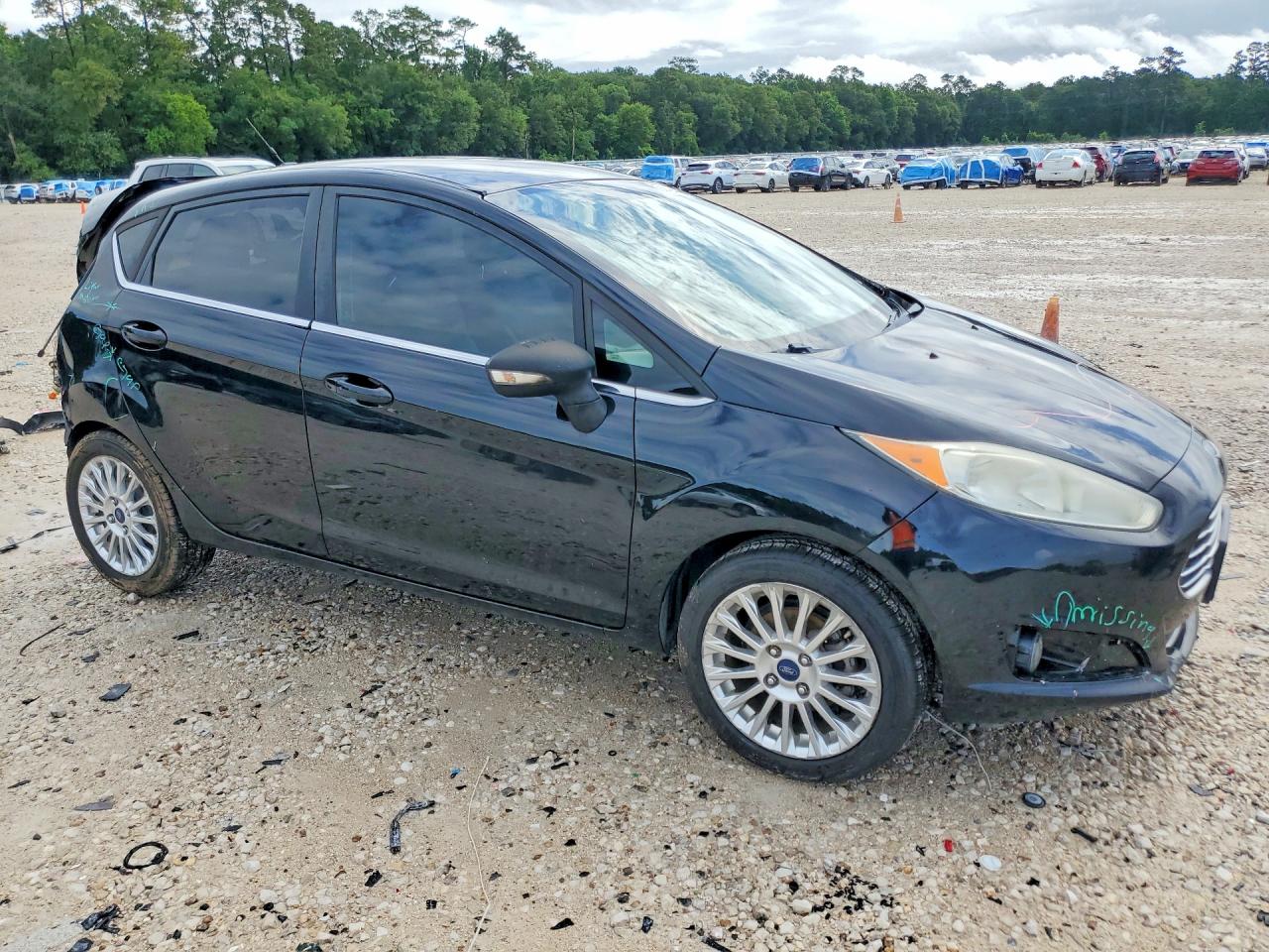 2016 FORD FIESTA TITANIUM photo 10