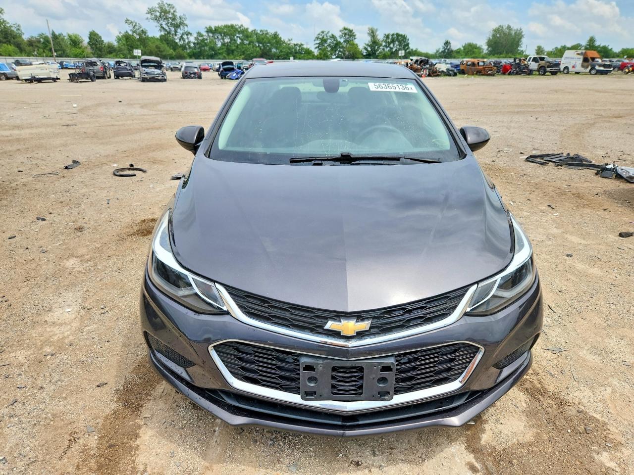 2017 CHEVROLET CRUZE LT photo 9