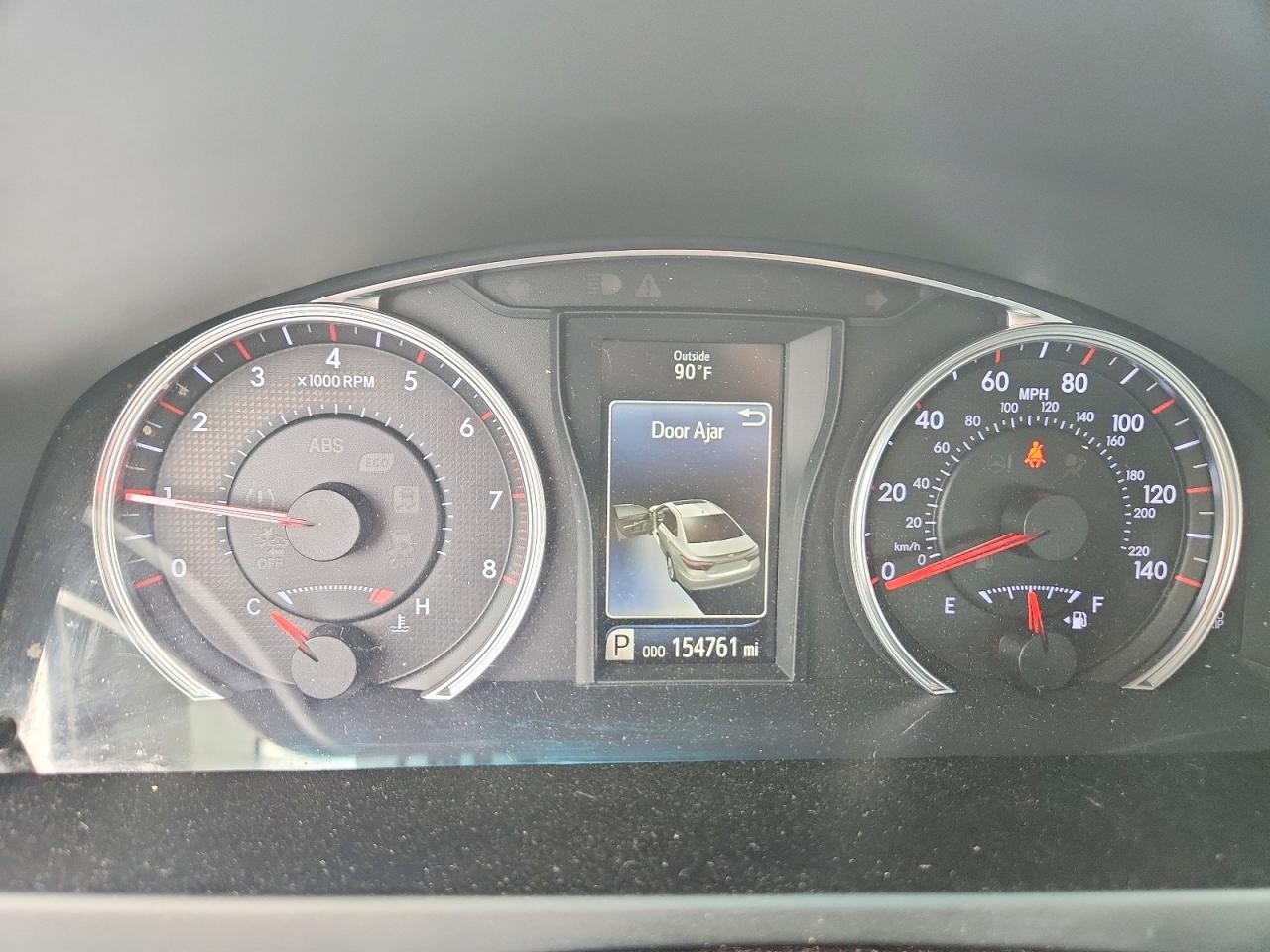 2017 TOYOTA CAMRY SE photo 17