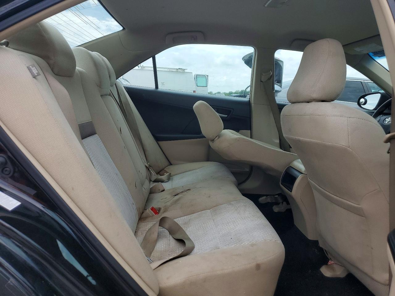 2012 TOYOTA CAMRY LE photo 19