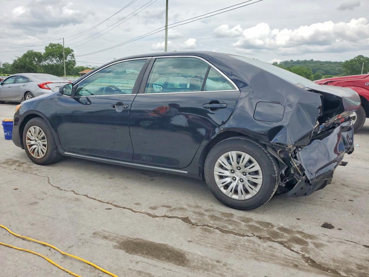 2012 TOYOTA CAMRY LE photo 3
