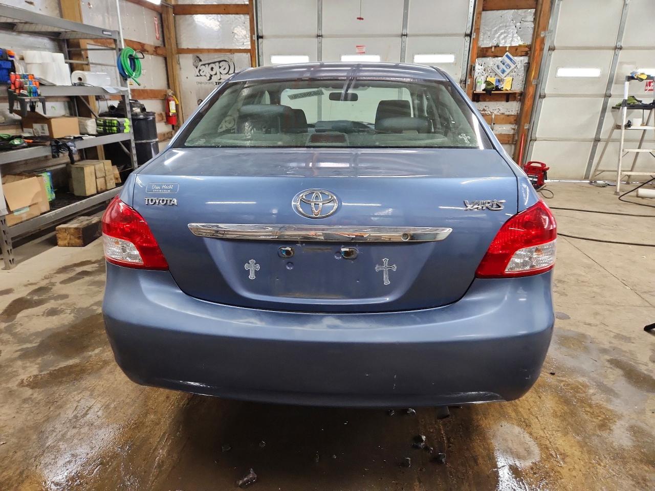 2009 TOYOTA YARIS BASE photo 11