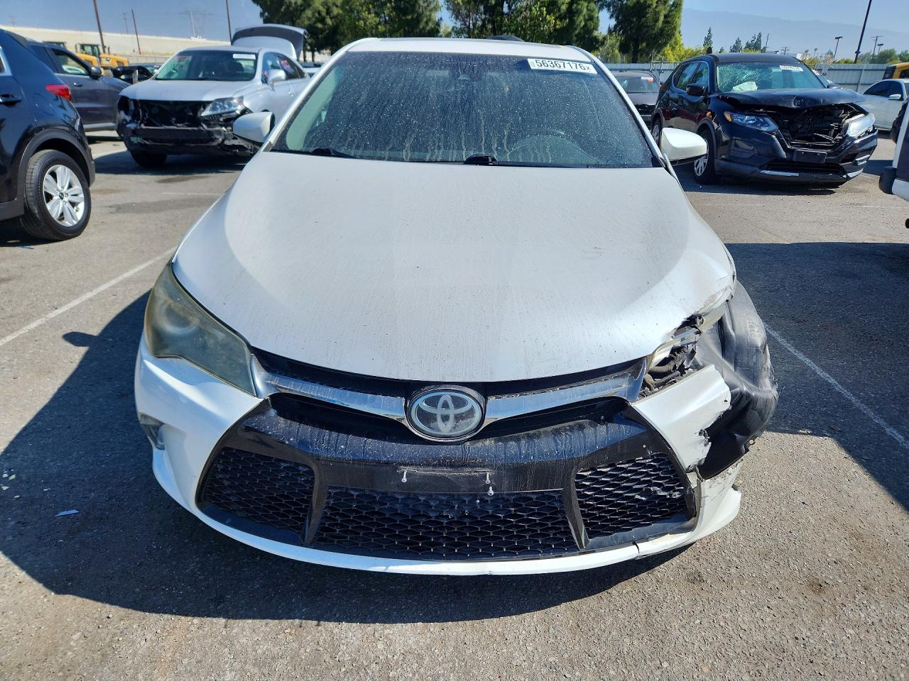 2015 TOYOTA CAMRY XSE photo 5