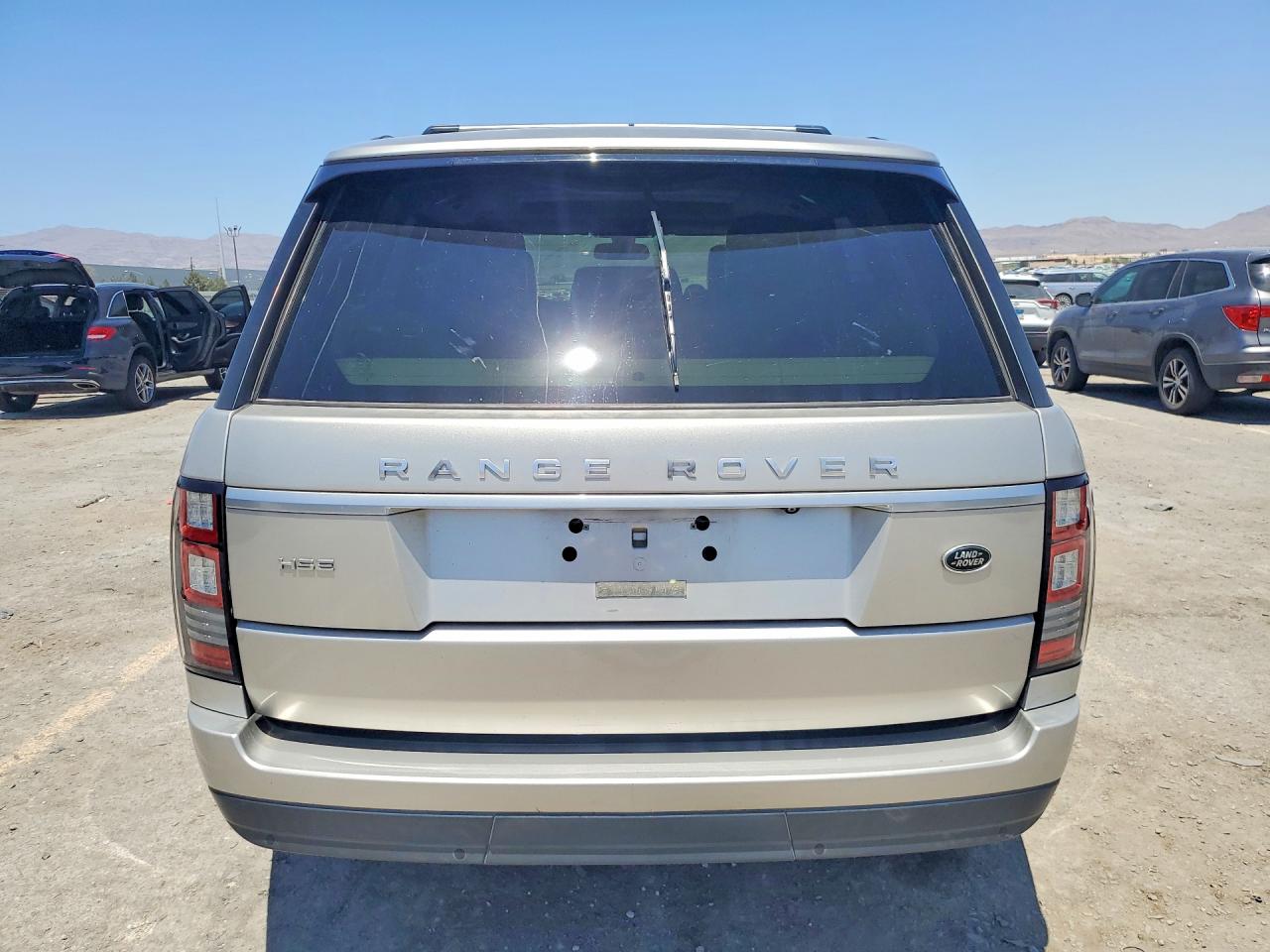 2015 LAND ROVER RANGE ROVER HSE photo 16