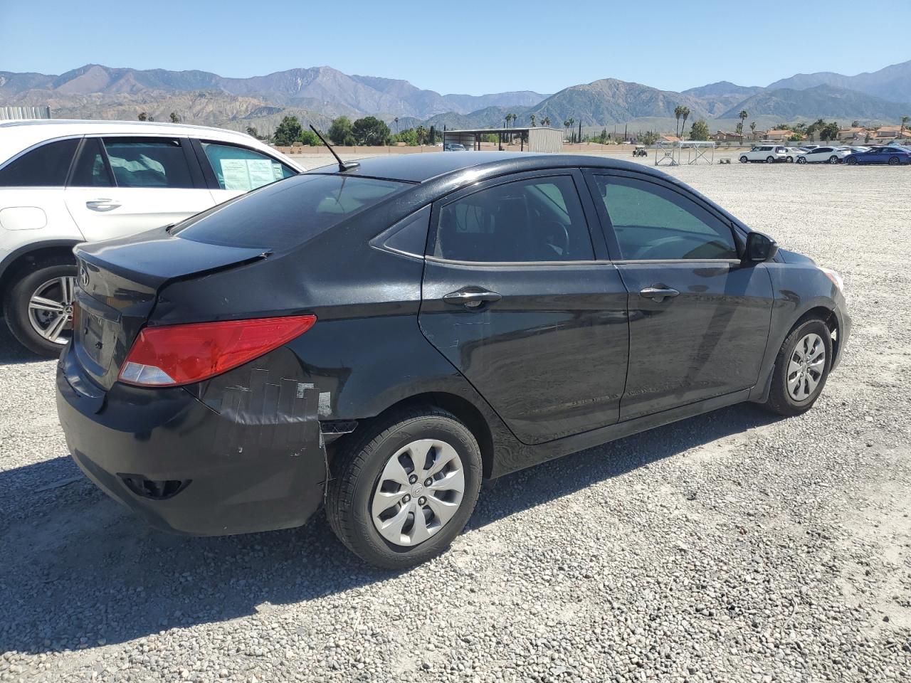2016 HYUNDAI ACCENT SE photo 3