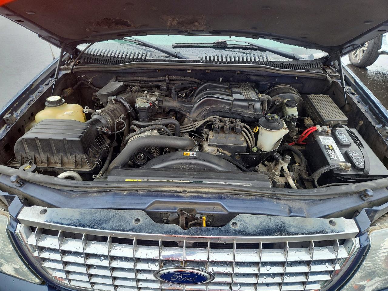 2004 FORD EXPLORER XLT photo 11