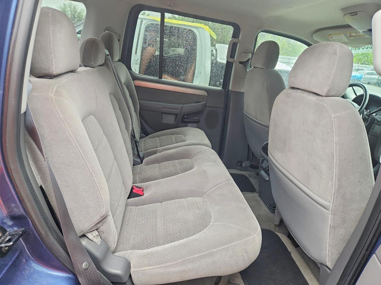 2004 FORD EXPLORER XLT photo 10