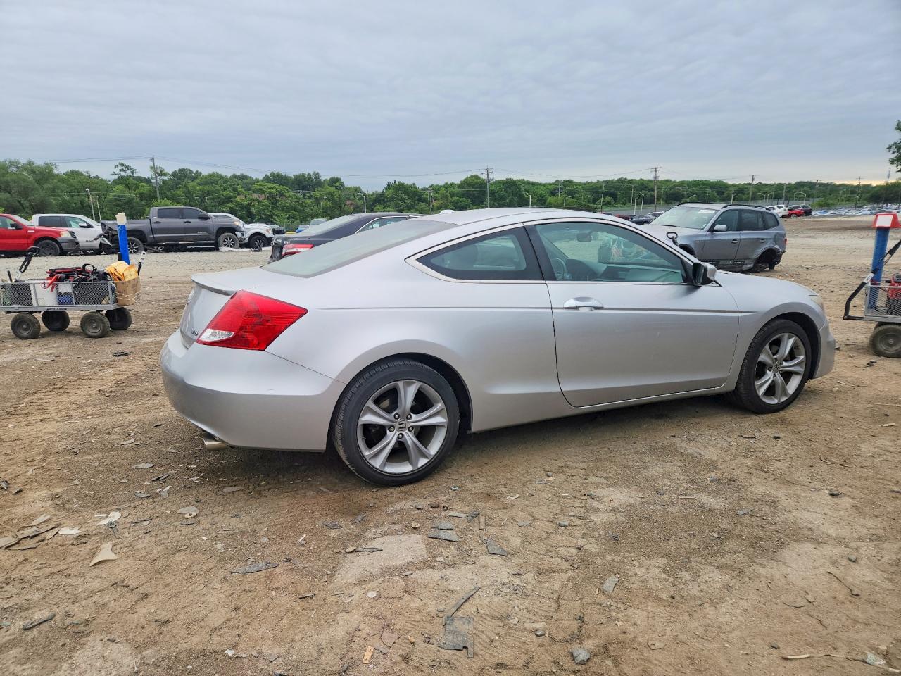 2011 HONDA ACCORD EXL photo 5