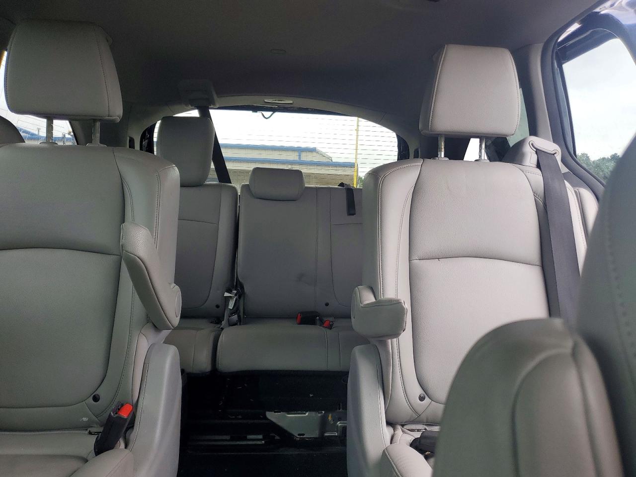 2019 HONDA ODYSSEY TOURING photo 19