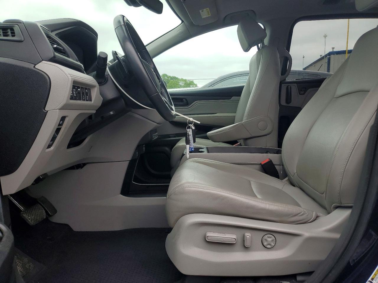 2019 HONDA ODYSSEY TOURING photo 13
