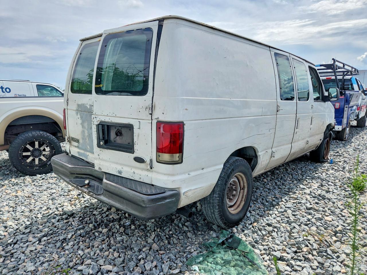 2006 FORD E250 DELIVERY VAN photo 3